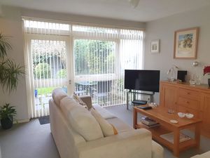 Reception Room- click for photo gallery